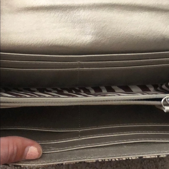 Wallet - Picture 4 of 4